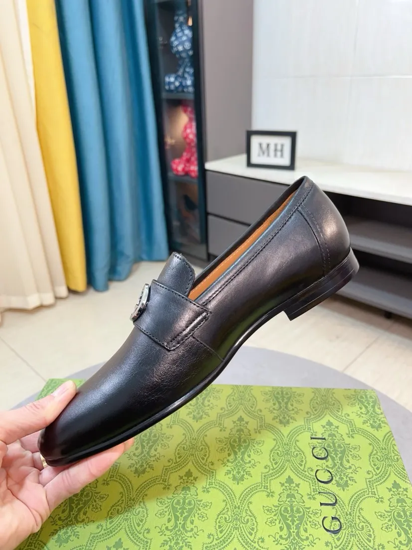 Men's shoes 💰500🌹🌹【GUCCI】The most popular classic Gucci leather shoes. Synchronized with the official website, the upper is made of Italian first-layer cowhide ➕cowhide lining, with unique brand and unique craftsmanship. Highlighting the hot style of the new year. Stop hesitating, stop wandering, get it now. Number: 38--44